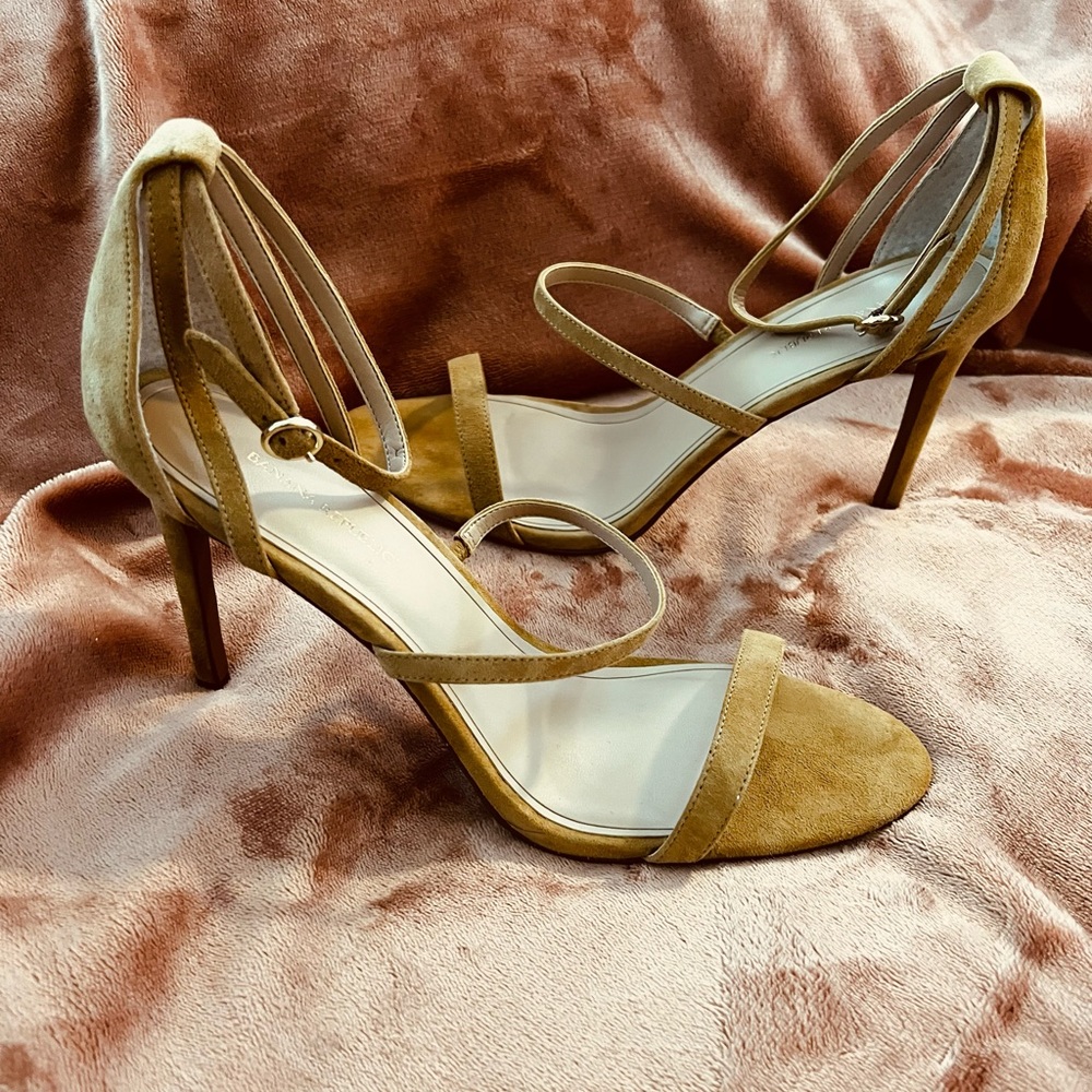 Gorgeous Banana Republic, strappy, suede high heel sandals.